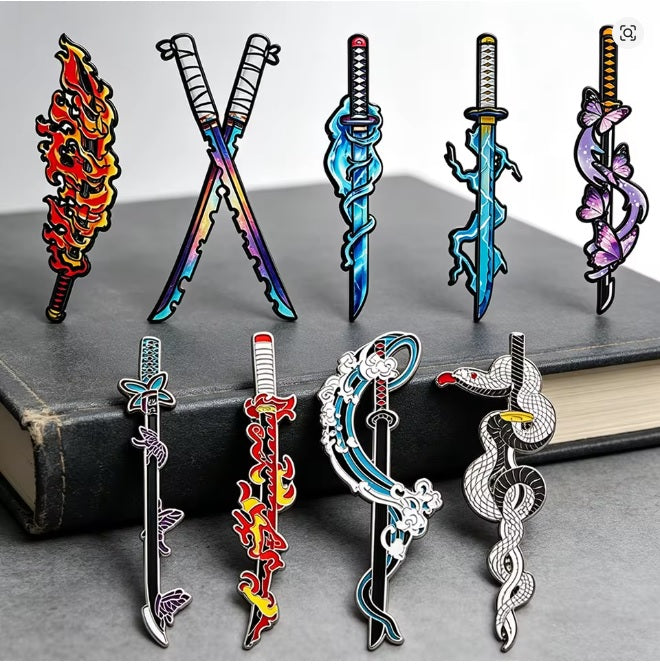 Pines Metalizados Katanas Demon Slayer